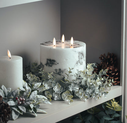 Large Frosted Eucalyptus Candle Wreath - Fairspot UK